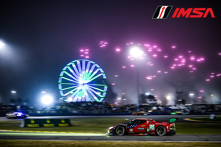 Lilou Wadoux secures 5th place in the foggy battle of 24 Hours of Daytona