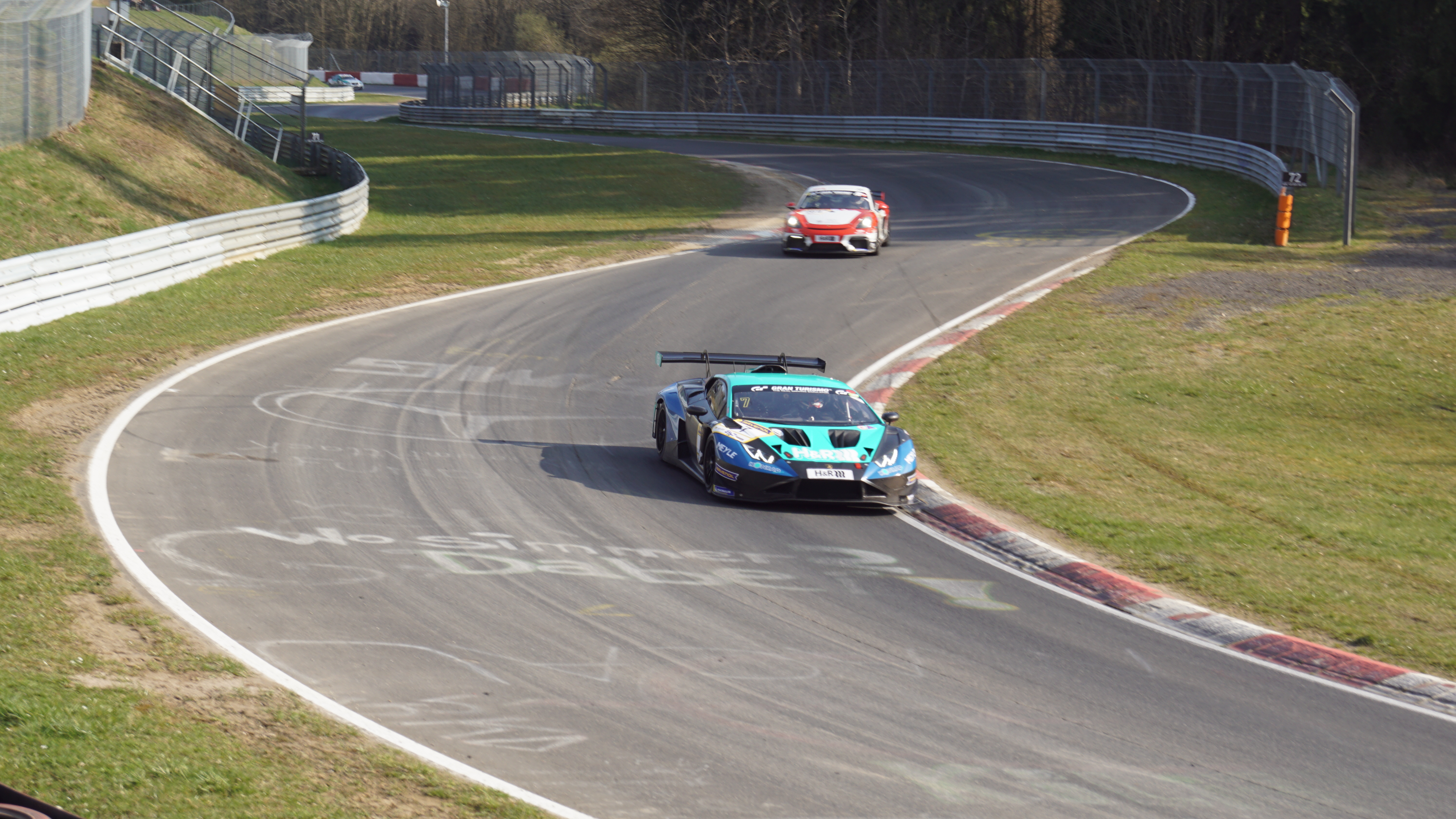 Successful racing debuts for Chloe Chong, Patricija Stalidzane and Siri Hökfelt in the NLS